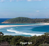 Barefoot' 7/44 Marine Drive - Fabulous Fingal Bay - Accommodation Cairns
