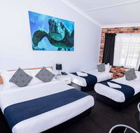 Bay Hotel Motel - Accommodation Cairns