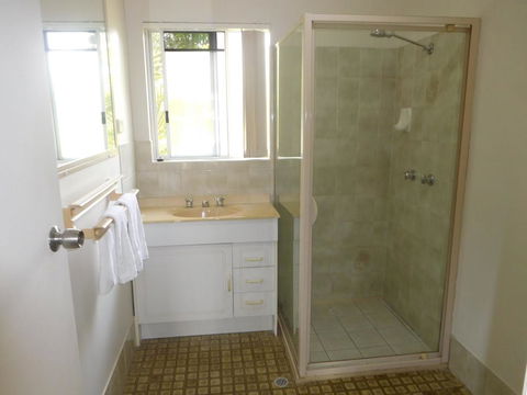 Bayshores Apartment Hervey Bay - Accommodation Cairns 3