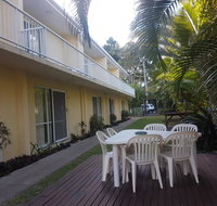 Bayshores Holiday Apartments - Accommodation Cairns