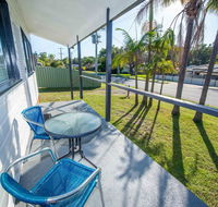 Beach House on James Patterson - Accommodation Cairns