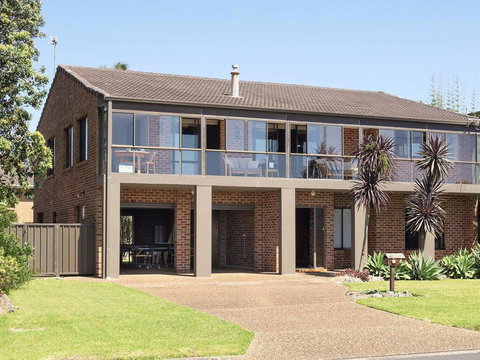 Beach House On Jones Beach - Kiama Accommodation - Accommodation Cairns 0