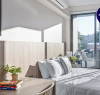 BEACH LOCATION STUDIO // CLOVELLY 4 - Accommodation Cairns