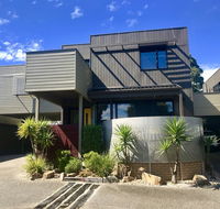 Beach Retreat Townhouse - Accommodation Cairns