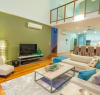 Beach Road Holiday Homes - Accommodation Cairns