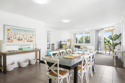 Beach Views & Breezes, Sunshine Beach - Accommodation Cairns 3