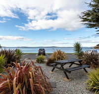 Beachfront Apartment Blackmans Bay - Accommodation Cairns