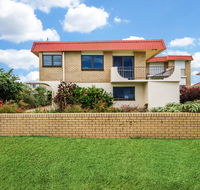 Beachfront Apt with Private Pool - Accommodation Cairns