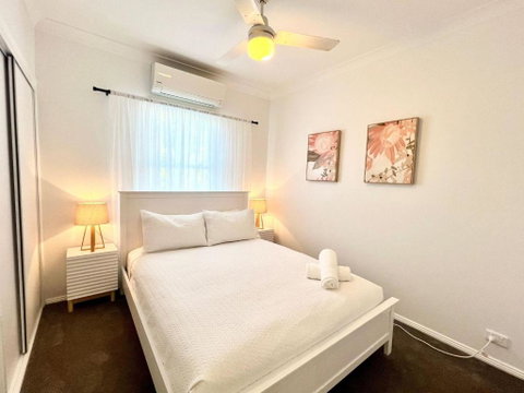 Renovated Queenslander - Upstairs 2km To Stadium - Accommodation Cairns 3