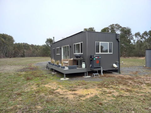 Redman View Luxury Lakeside Cabin - Accommodation Cairns 2