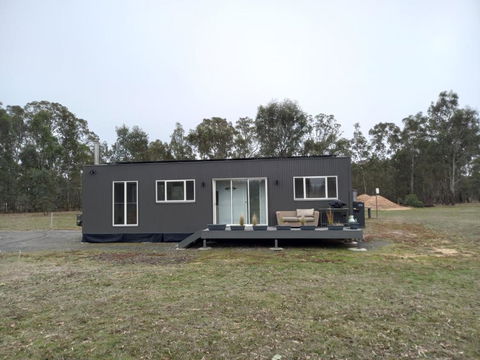 Redman View Luxury Lakeside Cabin - Accommodation Cairns 1