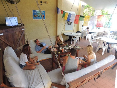 Reef Lodge Backpackers - Accommodation Cairns 3
