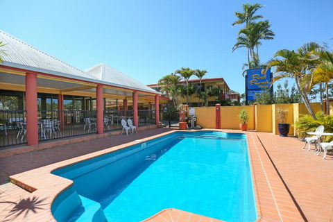 Reef Resort Motel - Accommodation Cairns 0