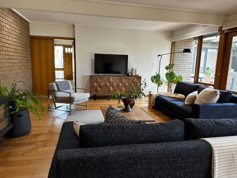 Relaxed And Stylish -self Check In, Secure Parking - Accommodation Cairns 0
