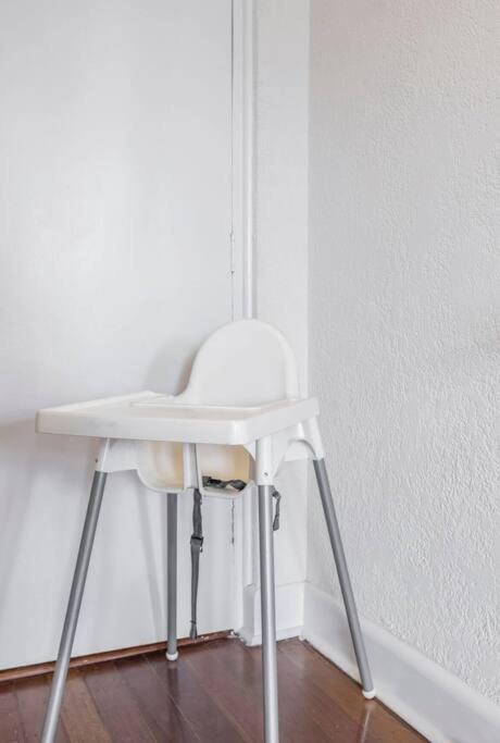 Resort Lifestyle Urban Apt - Pool, Gym, Sauna - Accommodation Cairns 2