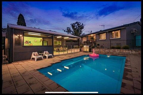 Resort Style Home Pool Spa Sauna - Accommodation Cairns 0