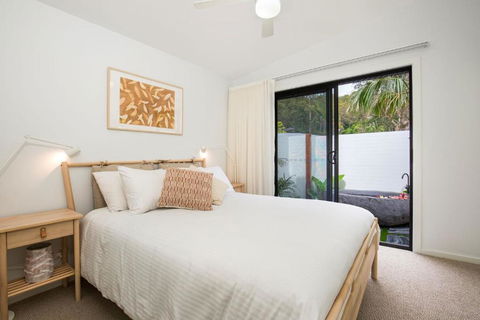 Rest Pet Friendly With Outdoor Bath 3 Mins Walk To Beach - Accommodation Cairns 3