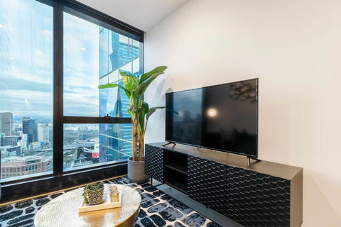 Ritzy Apartment In Iconic Australia 108 With Views - Accommodation Cairns 3