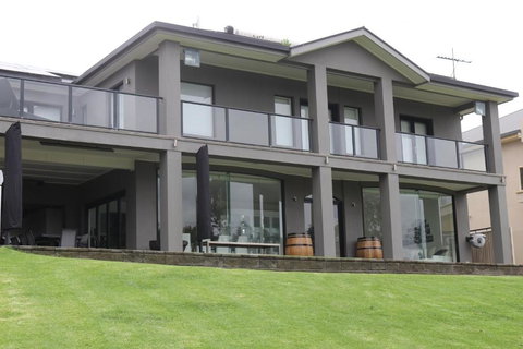 River Devine - Accommodation Cairns 0