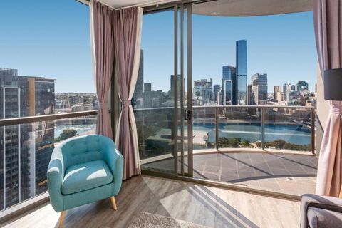 River-View Unit With Rooftop Pool Near Museums - Accommodation Cairns 2