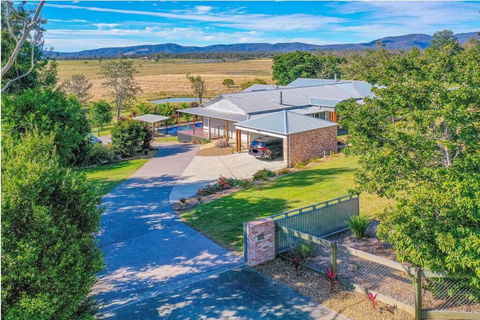 Riverbend Ranch - Accommodation Cairns 2
