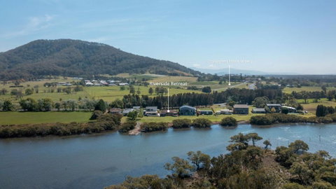 Riverside Retreat, Coolangatta, Near Seven Mile Beach - Accommodation Cairns 0