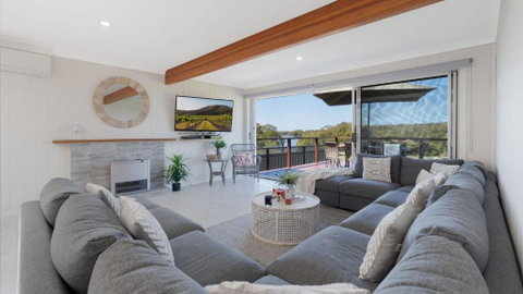 Riverside Retreat, Coolangatta, Near Seven Mile Beach - Accommodation Cairns 1
