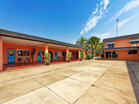 Riviera Motel Bundaberg - Accommodation Cairns 1