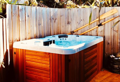 Rock Lobster - Accommodation Cairns 0