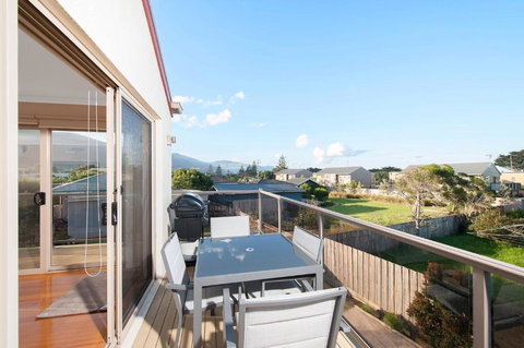 Rose - Accommodation Cairns 3