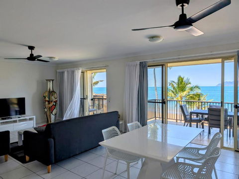 Rose Bay Resort - Accommodation Cairns 2