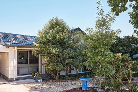 Rose Cottage - Right In Town - Accommodation Cairns 1