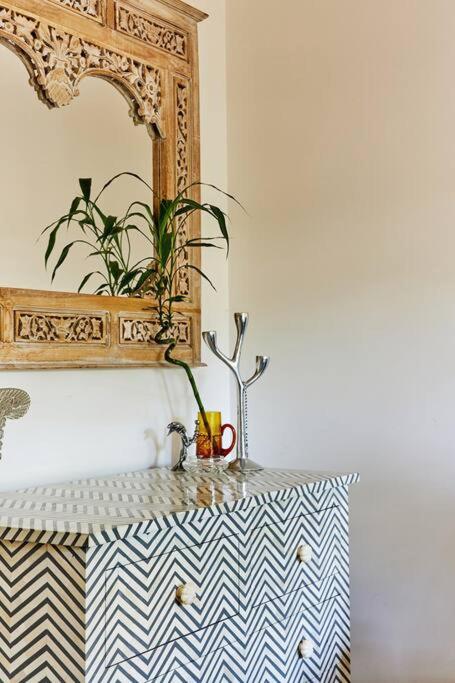 Rose Cottage - Right In Town - Accommodation Cairns 2
