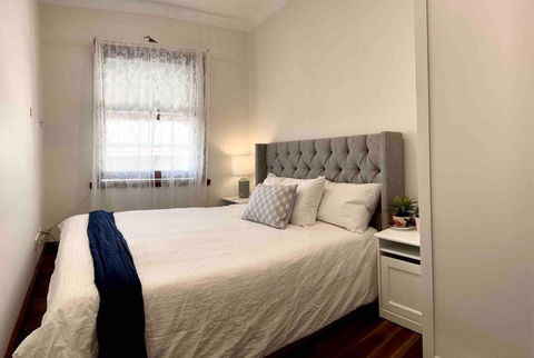 Rosebay Water Front 4 Bd Home - Accommodation Cairns 3