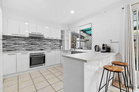 Rosella Rise! - Accommodation Cairns 1
