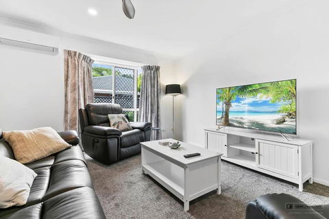 Rosella Rise! - Accommodation Cairns 3
