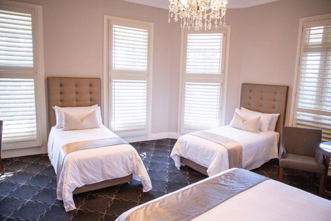 Royal Hotel Randwick - Accommodation Cairns 1