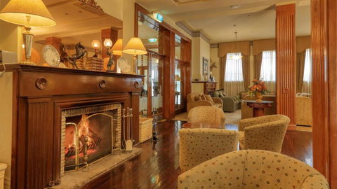 Royal Exchange Hotel - Accommodation Cairns 1