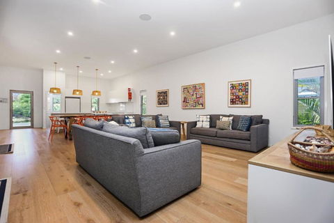Russell Street Retreat - Accommodation Cairns 0