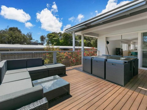 RYE/BLAIRGOWRIE FAMILY ENTERTAINER.. - Accommodation Cairns 0