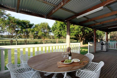 Sahara Trails Complex Sleeping Groups WiFi Air Conditioning Horse Riding And Much More - Accommodation Cairns 2