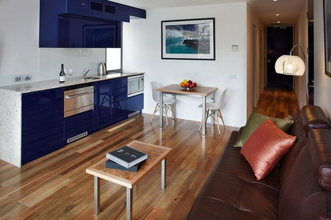 Salamanca Wharf Hotel - Accommodation Cairns 1