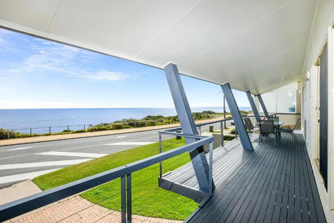 Salt - Aldinga Beach - C21 SouthCoast Holidays - Accommodation Cairns 1