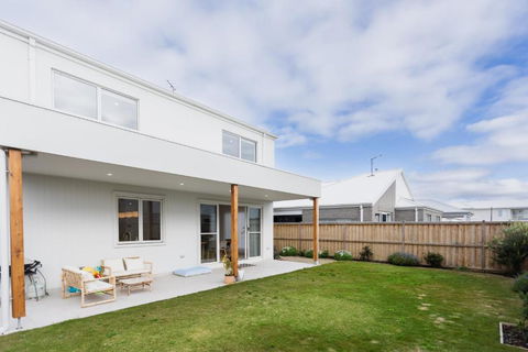 Saltwater Lux, 4 Bdrm, 3 Bath, Golf, Weddings, Beaches, Adventure Park - Accommodation Cairns 3