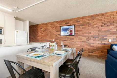 San Clemente Unit 4 24 Orvieto Terrace - Accommodation Cairns 1