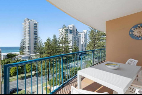 San Mateo On Broadbeach - Accommodation Cairns 2