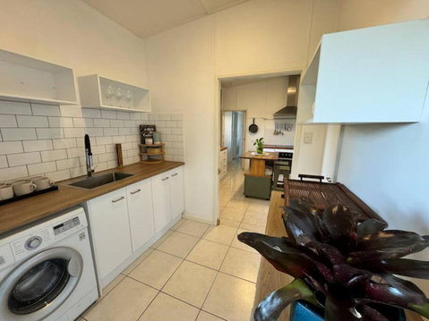 Sand Bars - Spacious, Beach, Pets - Accommodation Cairns 3