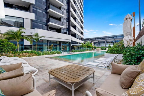 Ruby Building - Self Contained, Privately Managed Apartments - Accommodation Cairns 0