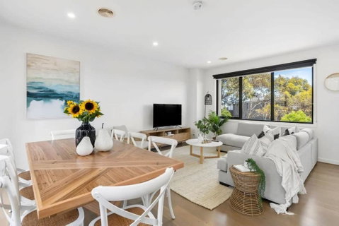 Sands Coastal Villa Close To Pool, Beach And Golf - Accommodation Cairns 3