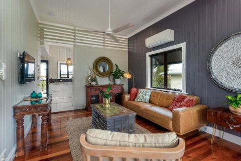 Savannah House - Accommodation Cairns 3